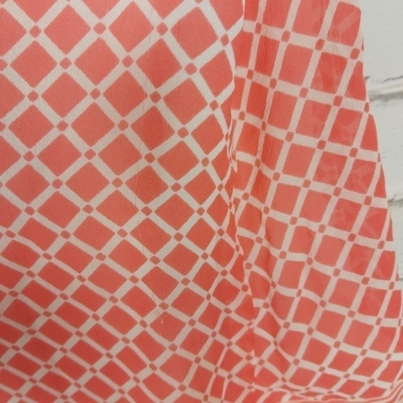 ANN Taylor Wrap 100% Silk Top - Picture 9 of 10